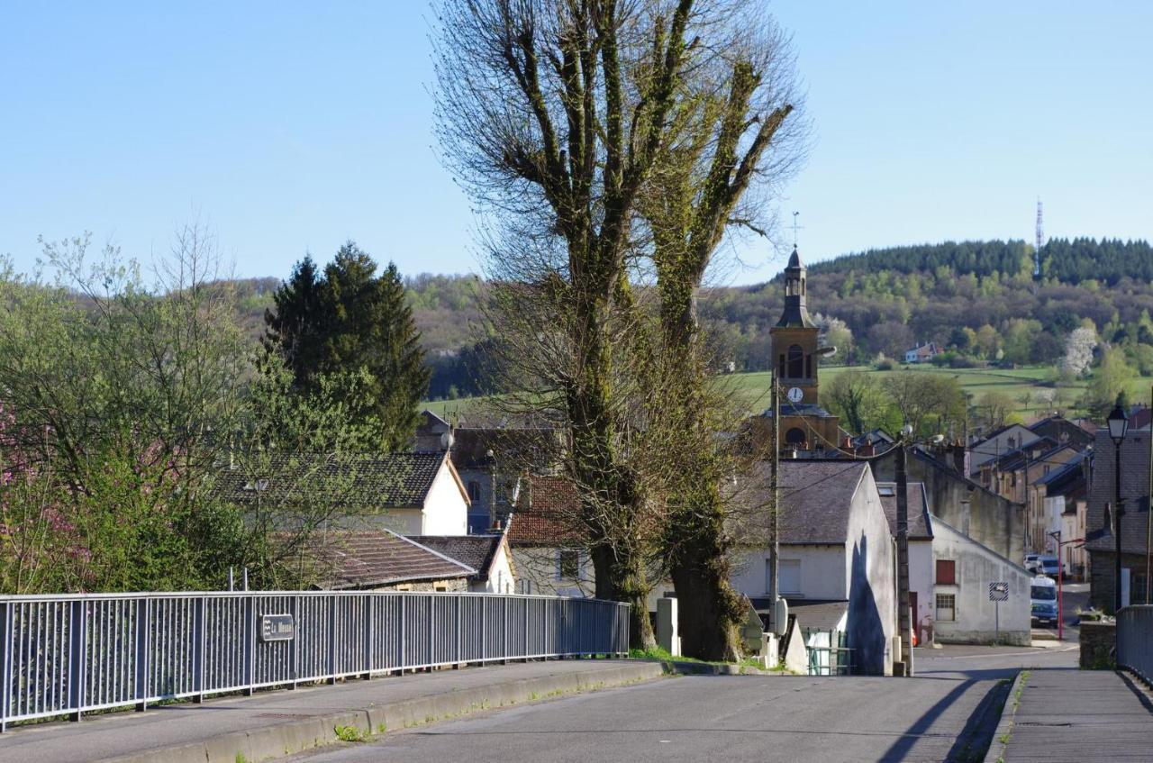 Le Doux Rivage, Proche De Charleville, Jardin Et Acces A La Voie Verte Joigny-sur-Meuse Buitenkant foto