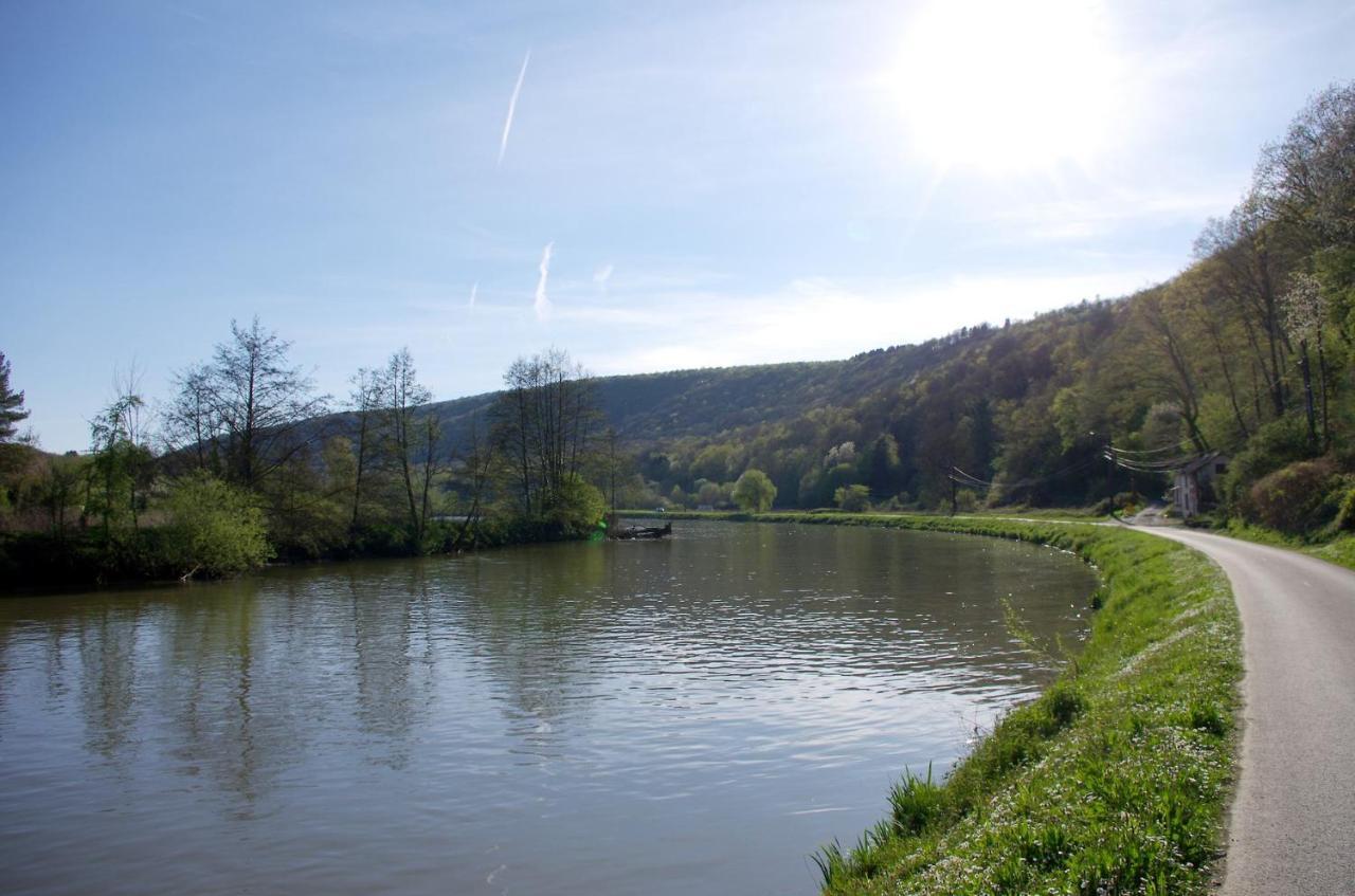 Le Doux Rivage, Proche De Charleville, Jardin Et Acces A La Voie Verte Joigny-sur-Meuse Buitenkant foto
